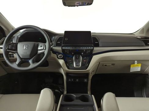 New 2026 Honda Odyssey Touring image 12