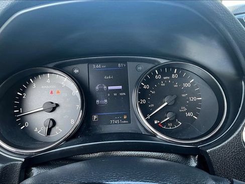 Used 2020 Nissan Rogue Sport SV AWD/4WD image 13