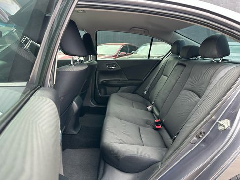 Used 2017 Honda Accord LX image 23