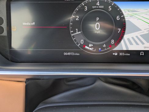 Used 2019 Land Rover Range Rover Sport Supercharged image 24