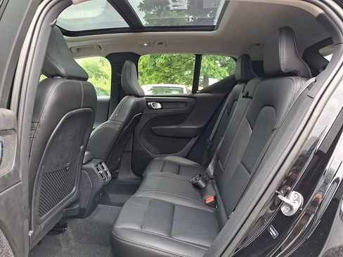Used 2023 Volvo XC60 B5 Ultimate w/ Climate Package AWD/4WD image 10