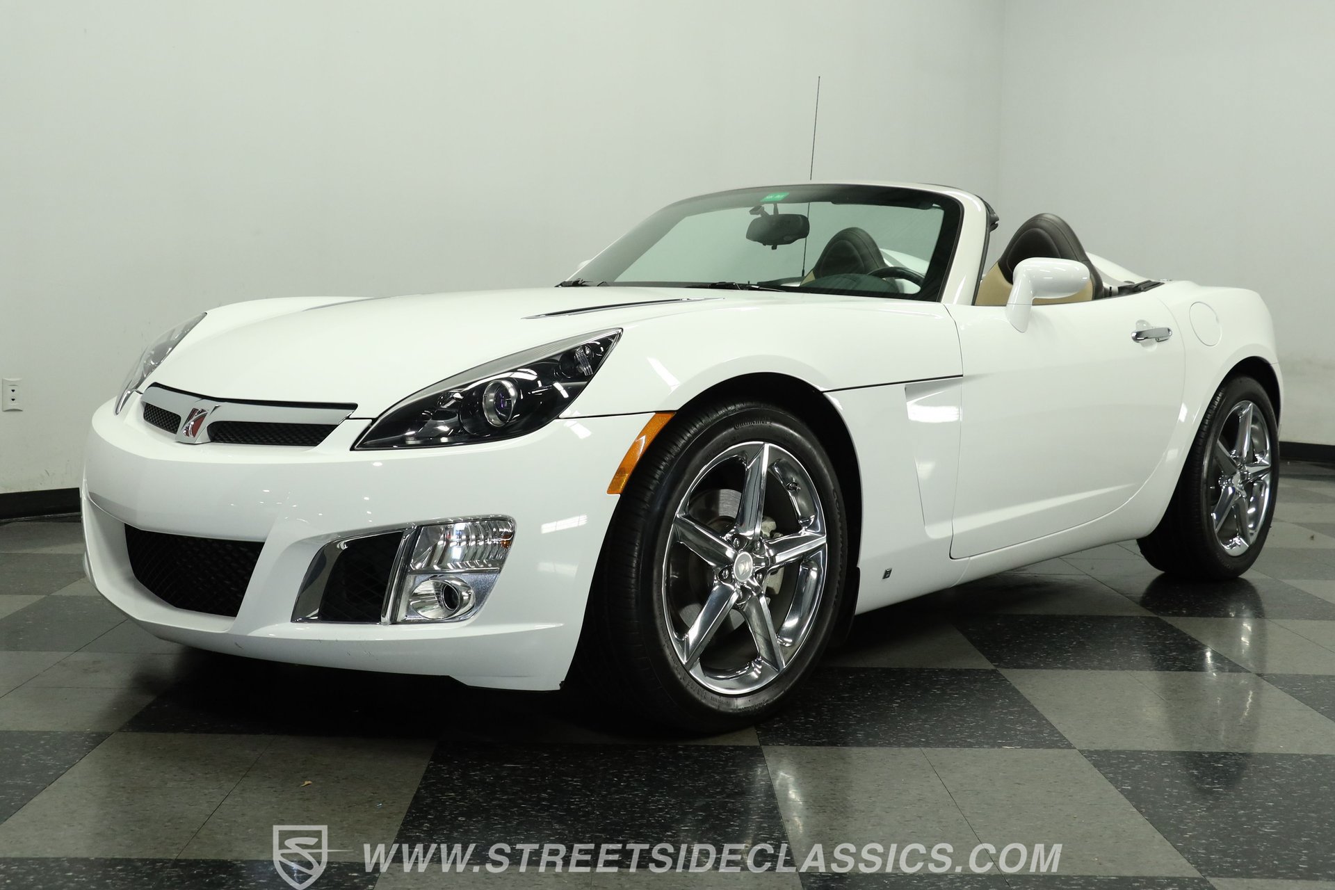 Used 2009 Saturn Sky Red Line RWD image 21