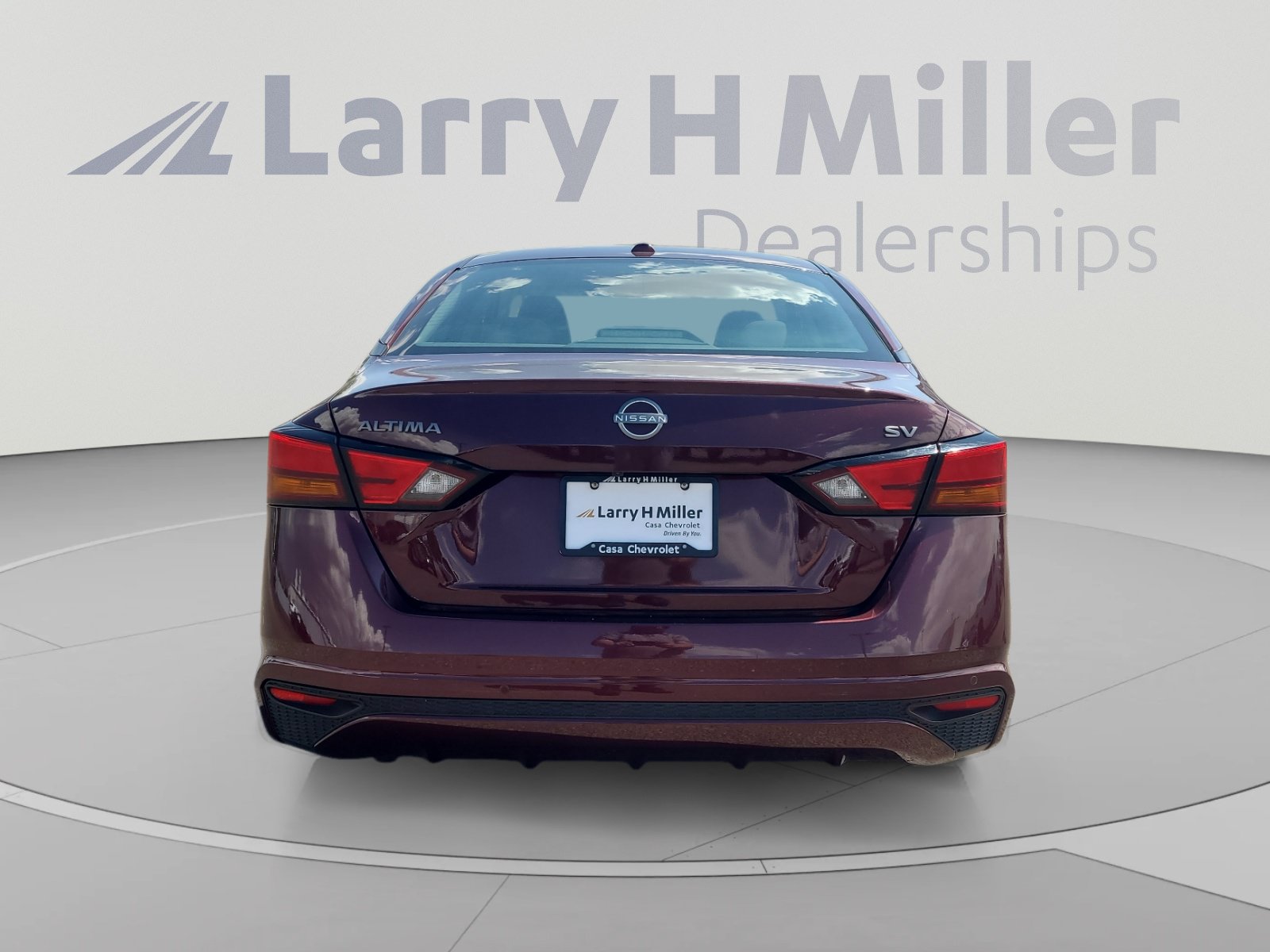 Used 2024 Nissan Altima 2.5 SV FWD image 4