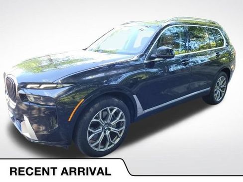 Used 2024 BMW X7 xDrive40i AWD/4WD image 1