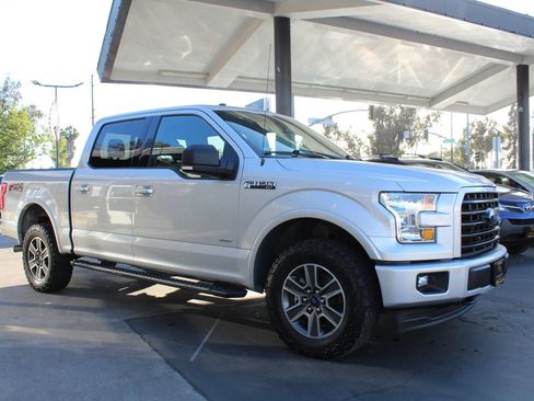 Used 2017 Ford F150 XLT w/ Equipment Group 302A Luxury AWD/4WD image 7