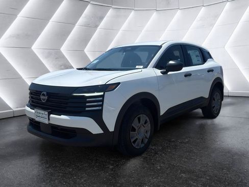 New 2026 Nissan Kicks S FWD image 4