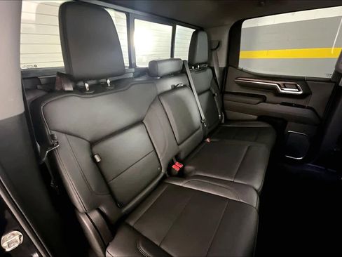 Used 2023 GMC Sierra 1500 SLT RWD image 20