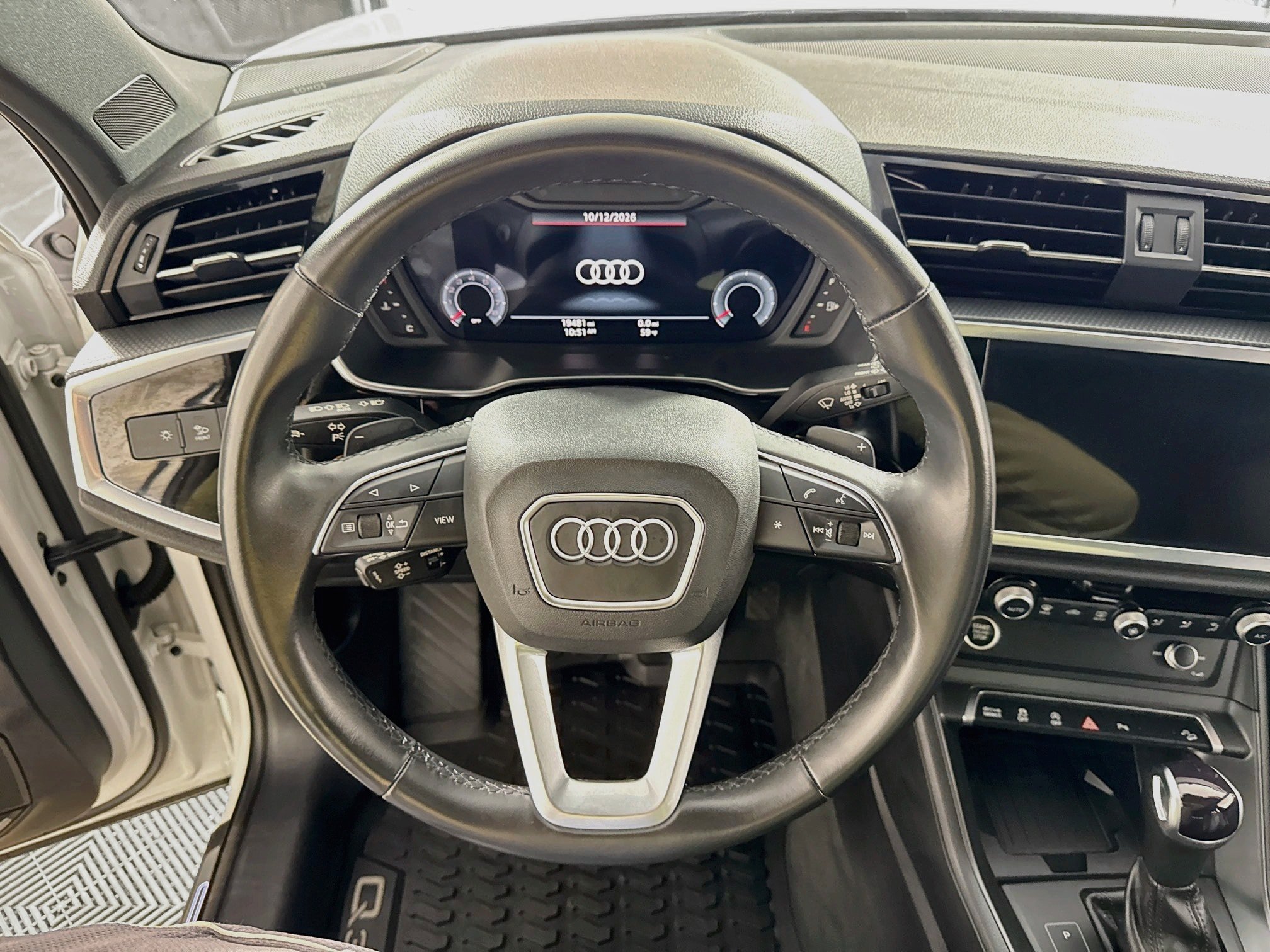 Used 2024 Audi Q3 2.0T Premium Plus w/ Premium Plus Package AWD/4WD image 14