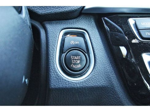 Used 2017 BMW 330i Sedan image 22