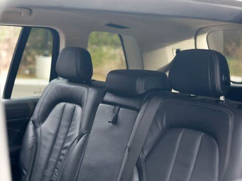 Used 2020 BMW X7 xDrive40i w/ Cold Weather Package image 23