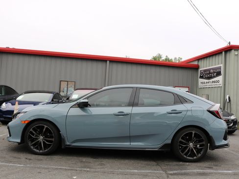 Used 2020 Honda Civic Sport image 5
