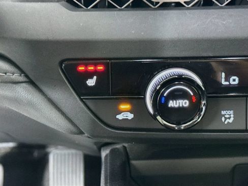 Certified 2025 Honda Accord SE image 20