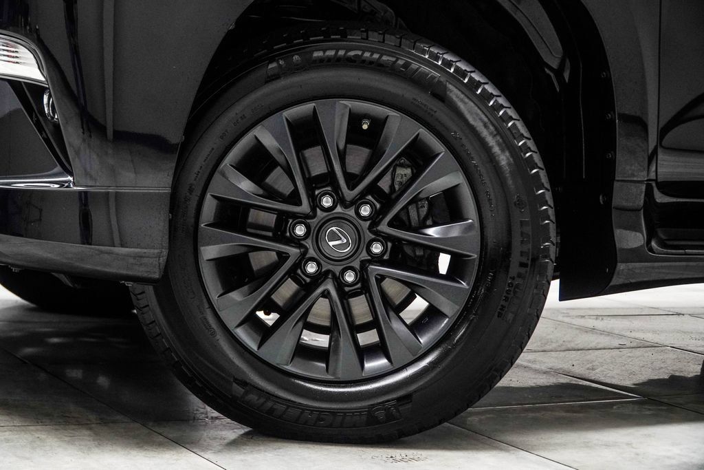 Used 2023 Lexus GX 460 Premium w/ Premium Package AWD/4WD image 7