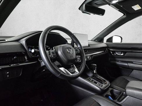 Used 2025 Honda CR-V Sport Touring image 10