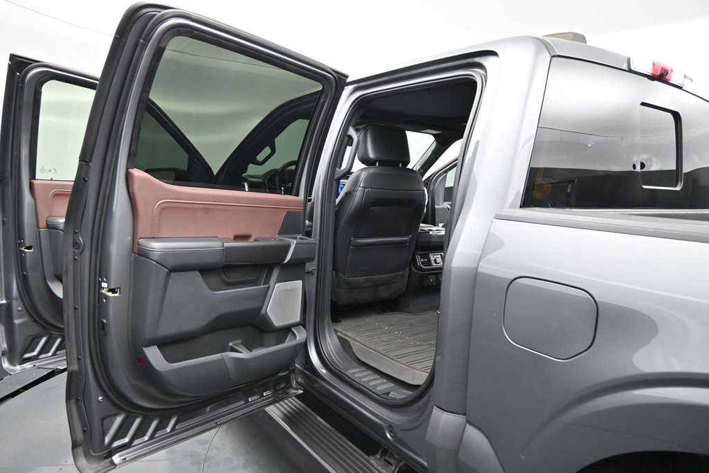 Used 2021 Ford F150 Lariat w/ Equipment Group 502A High AWD/4WD image 17