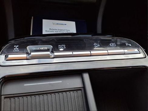 New 2026 Hyundai Tucson Limited image 16