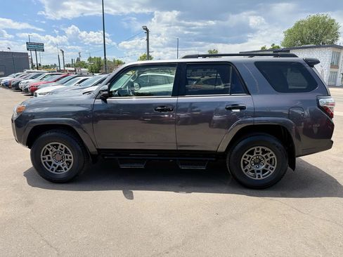 Used 2020 Toyota 4Runner Venture image 6