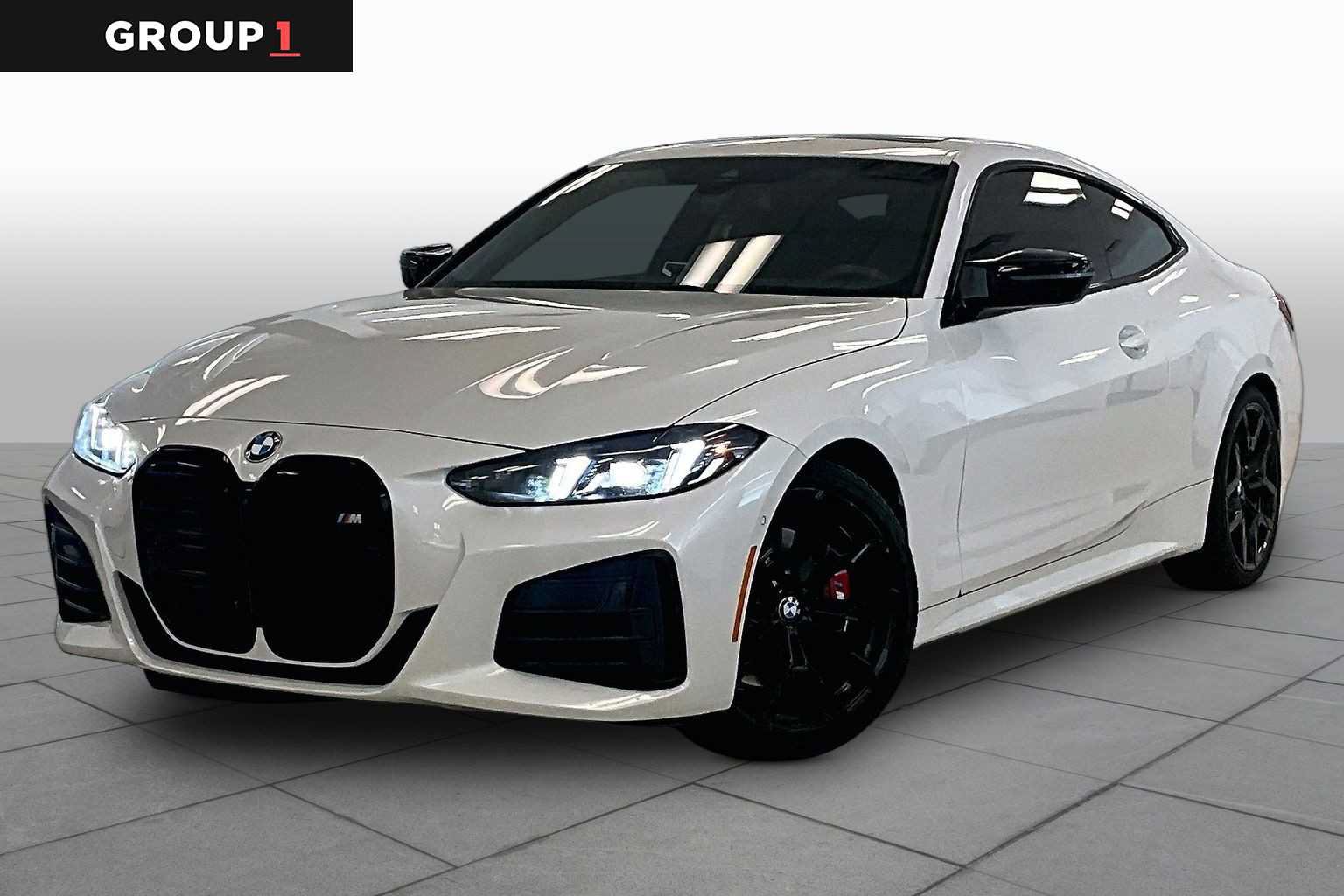 Used 2025 BMW M440i Coupe w/ Premium Package RWD image 1