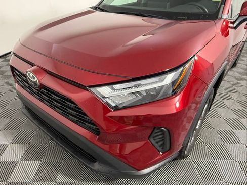 Used 2023 Toyota RAV4 XLE w/ Convenience Package image 10