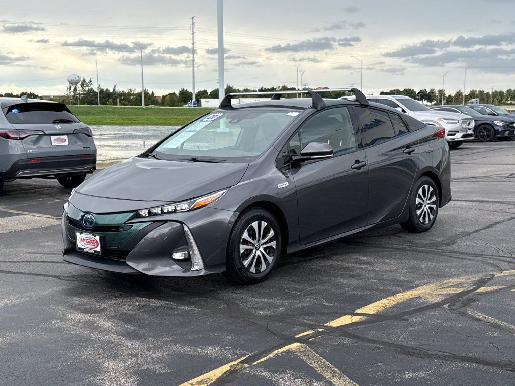 Used 2020 Toyota Prius Prime Limited FWD image 7