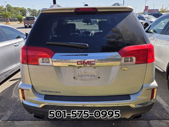 Used 2017 GMC Terrain SLT w/ Open Road Package FWD image 3