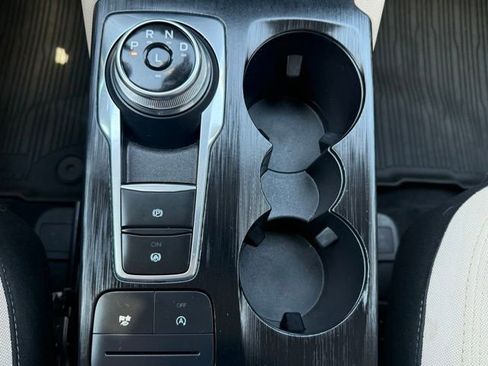 Certified 2022 Ford Escape SE w/ Convenience Package image 20