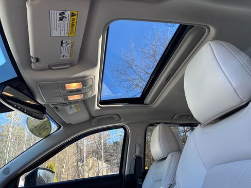 Used 2024 MAZDA CX-5 AWD 2.5 S w/ Preferred Package image 19