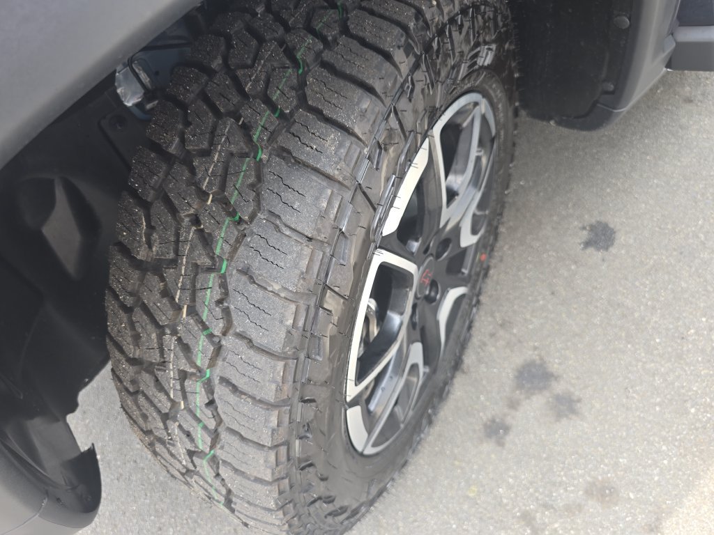 New 2026 Jeep Compass Trailhawk AWD/4WD image 31