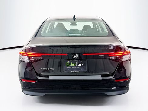 Used 2025 Honda Accord LX image 7