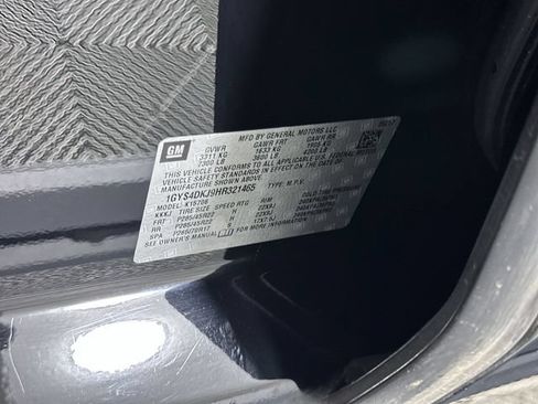 Used 2017 Cadillac Escalade Platinum AWD/4WD image 35
