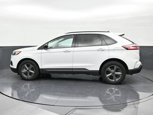 Used 2024 Ford Edge SEL w/ Sport Appearance Package AWD/4WD image 9