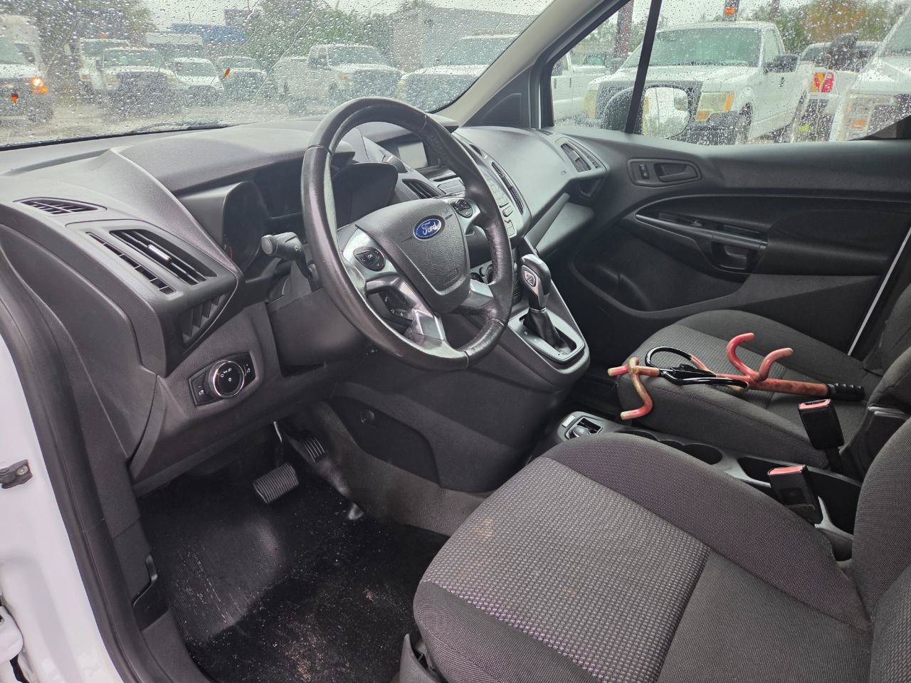 Used 2016 Ford Transit Connect XL FWD image 12