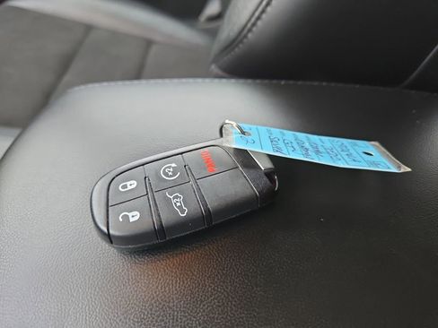 Used 2020 Dodge Durango GT image 30