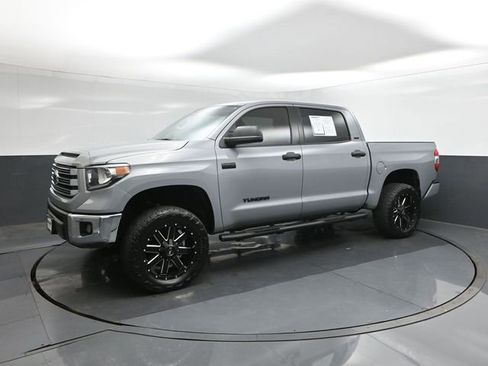 Used 2021 Toyota Tundra SR5 w/ Trail Edition image 1