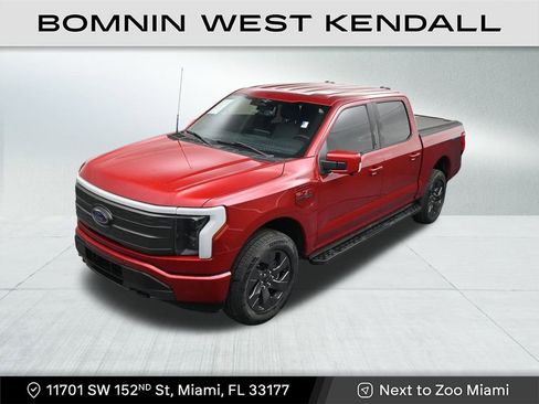 Used 2023 Ford F150 Lightning Lariat w/ Max Trailer Tow Package image 11