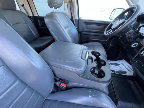 Used 2018 RAM 2500 Tradesman w/ Chrome Appearance Group image 24