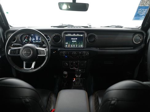 Used 2022 Jeep Wrangler Unlimited Sahara image 12