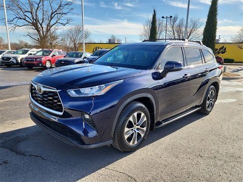 Used 2020 Toyota Highlander XLE image 9