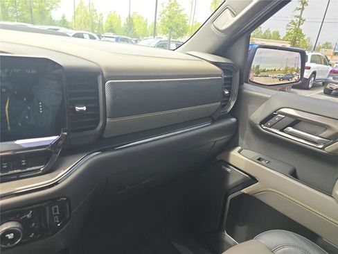 Used 2024 Chevrolet Silverado 1500 ZR2 w/ Technology Package AWD/4WD image 26