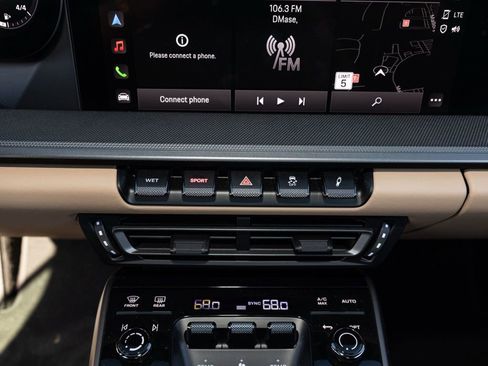 Used 2024 Porsche 911 Carrera S image 39