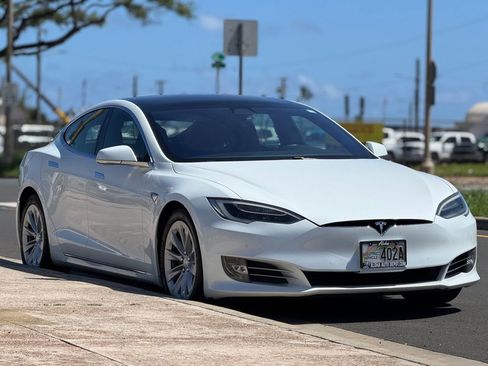 Used 2017 Tesla Model S 75 image 5