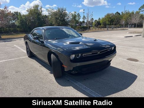 Used 2018 Dodge Challenger SXT Plus image 11