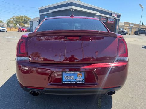 Used 2023 Chrysler 300 C RWD image 6