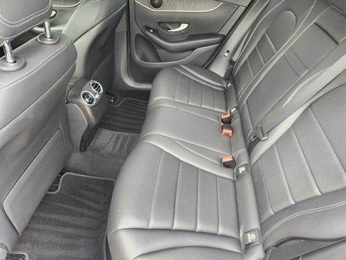 Used 2018 Mercedes-Benz GLC 300 image 31