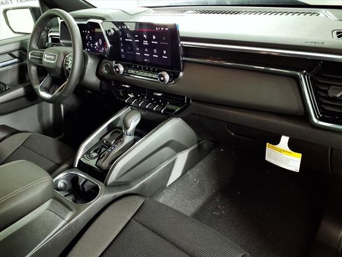 New 2026 GMC Canyon Elevation w/ Convenience Package image 20