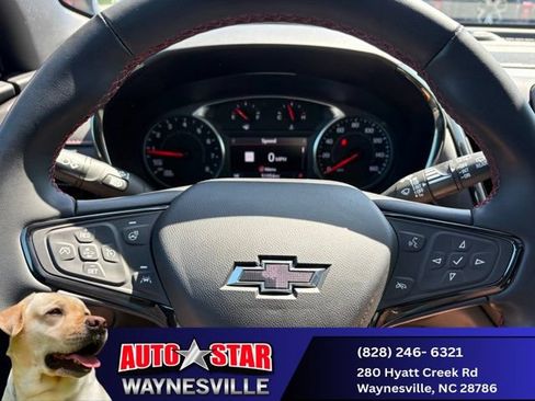 Used 2023 Chevrolet Equinox RS w/ RS Leather Package AWD/4WD image 16