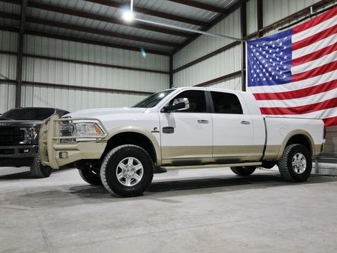 Used 2013 RAM 2500 Longhorn w/ Convenience Group AWD/4WD image 4