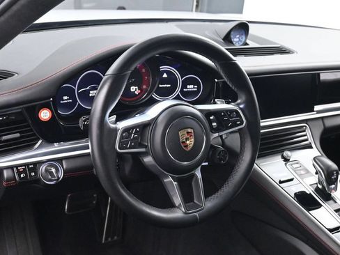 Used 2019 Porsche Panamera GTS AWD/4WD image 32