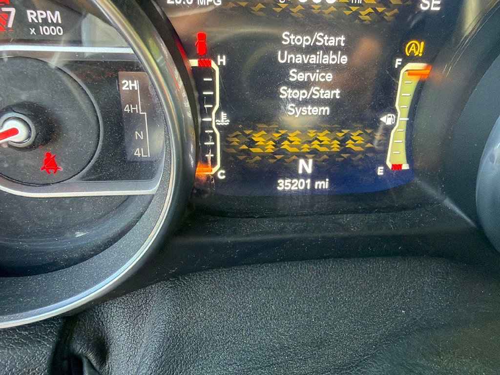 Used 2018 Jeep Wrangler Rubicon w/ Uconnect 4C Nav & Sound Group AWD/4WD image 13