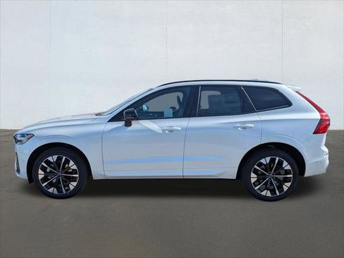 New 2026 Volvo XC60 B5 Plus w/ Protection Package Premier image 3